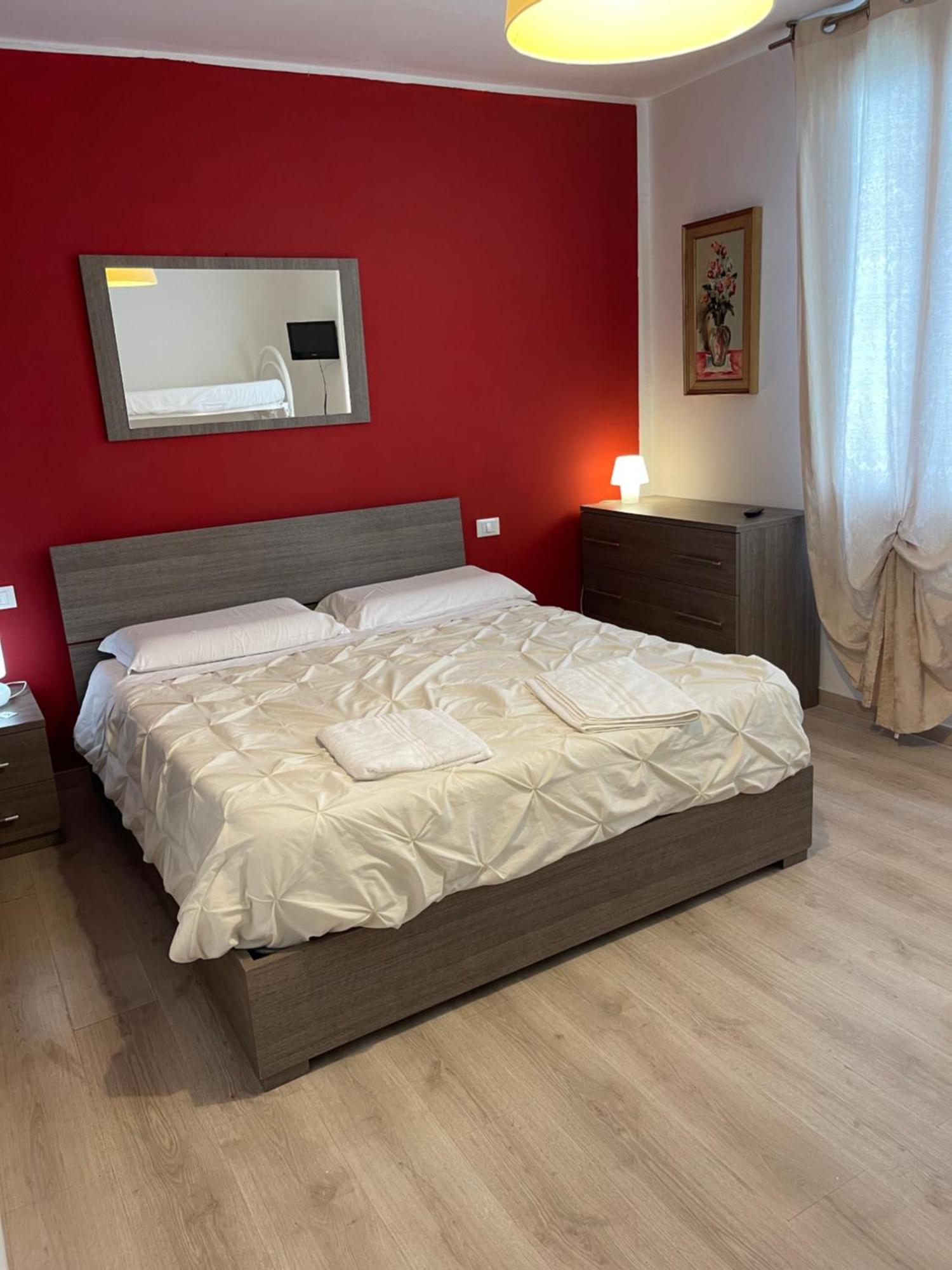 Harry's Canal View Apartment Venice